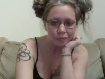 1whisperatnight369 chaturbate