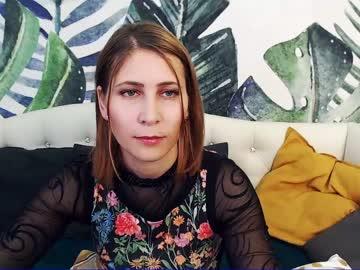 adelis_green chaturbate