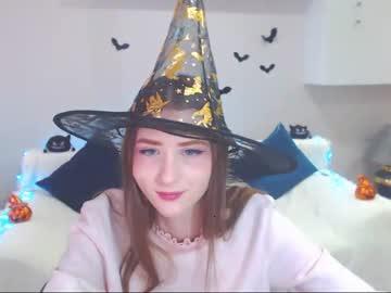 adorable_lola chaturbate