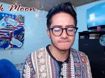 alek_moon chaturbate