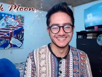 alek_moon chaturbate