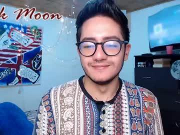 alek_moon chaturbate