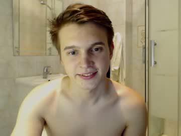 alex10105 chaturbate