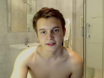 alex10105 chaturbate