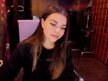 alma_pearl chaturbate