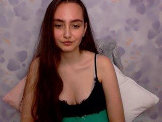 AmelieCandy bongacams