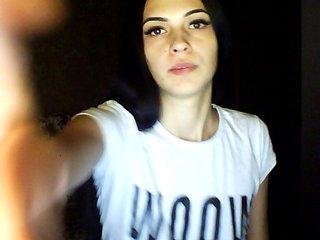 AneliaCrown bongacams