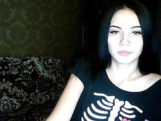 AneliaCrown bongacams