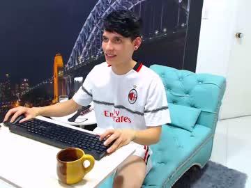 angel_wils chaturbate