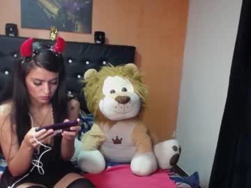 apriildollii22 chaturbate