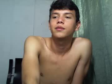 bambino_hus850 chaturbate