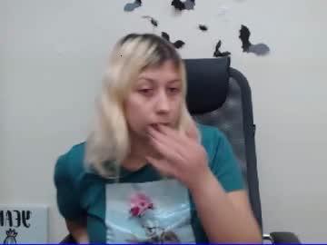 blondiebb25 chaturbate