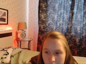 bonbon_girl_ chaturbate