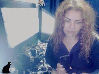 Briana-hot20 bongacams