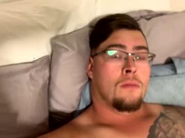 bulkyboi7360 chaturbate