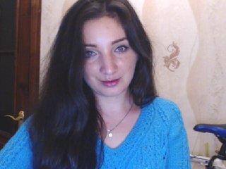 Camillla13 bongacams