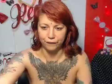 candyred2 chaturbate