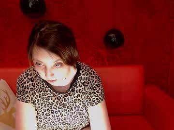 caroline_milli chaturbate