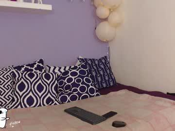 caroline_nowlin chaturbate