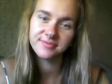 curly_sue_kiss chaturbate