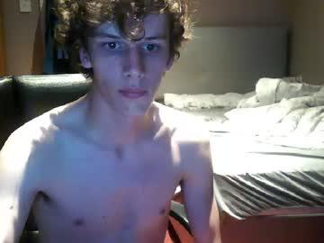 cuteguyuk1877777 chaturbate