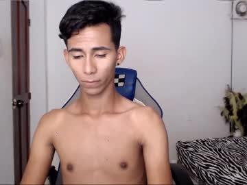 dereeck_bigcock chaturbate