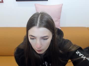 ellatwetty chaturbate