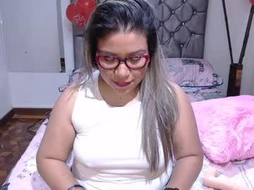 enmilyhot chaturbate