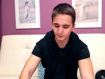 evan_buxter chaturbate