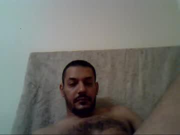 faris880 chaturbate