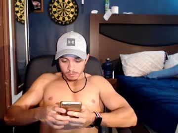 fitguywoww chaturbate