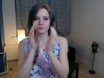 free_tiny chaturbate