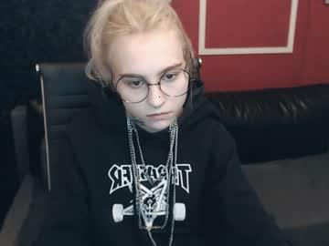 glow_heart chaturbate