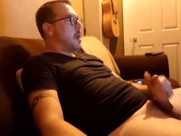 hardnhandsomeguy chaturbate