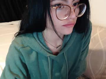 holly_bunny123 chaturbate