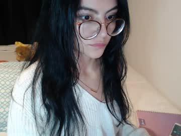 holly_bunny321 chaturbate