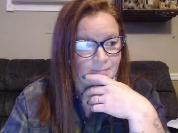 hot_mom_at_home chaturbate