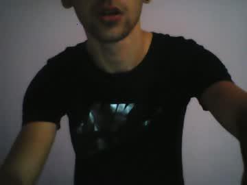 ionuti2000 chaturbate