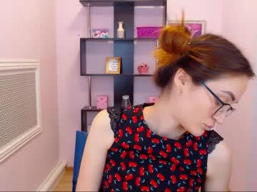 jennysweetmoon chaturbate