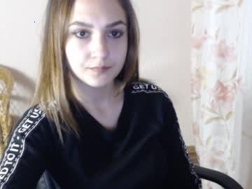 julia_2000 chaturbate