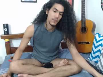 julian_cassanova chaturbate