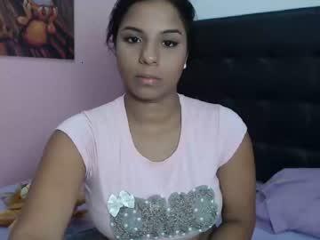 kiara_18x chaturbate