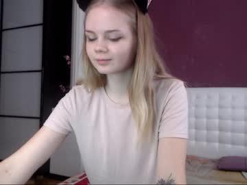 kiara_miaa chaturbate