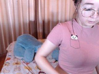 KimmyWin bongacams