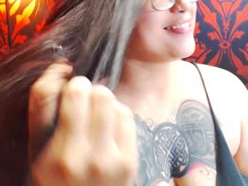 kinky_silvanaa chaturbate