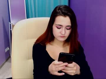 kira_yammy chaturbate