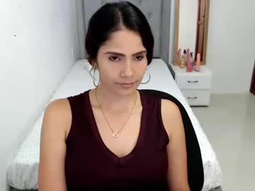 krissyred chaturbate