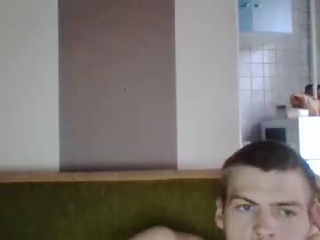 krizzn23n chaturbate