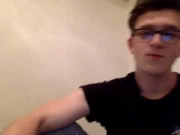 lacollegeguy20 chaturbate