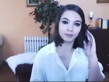 larastorm00 chaturbate